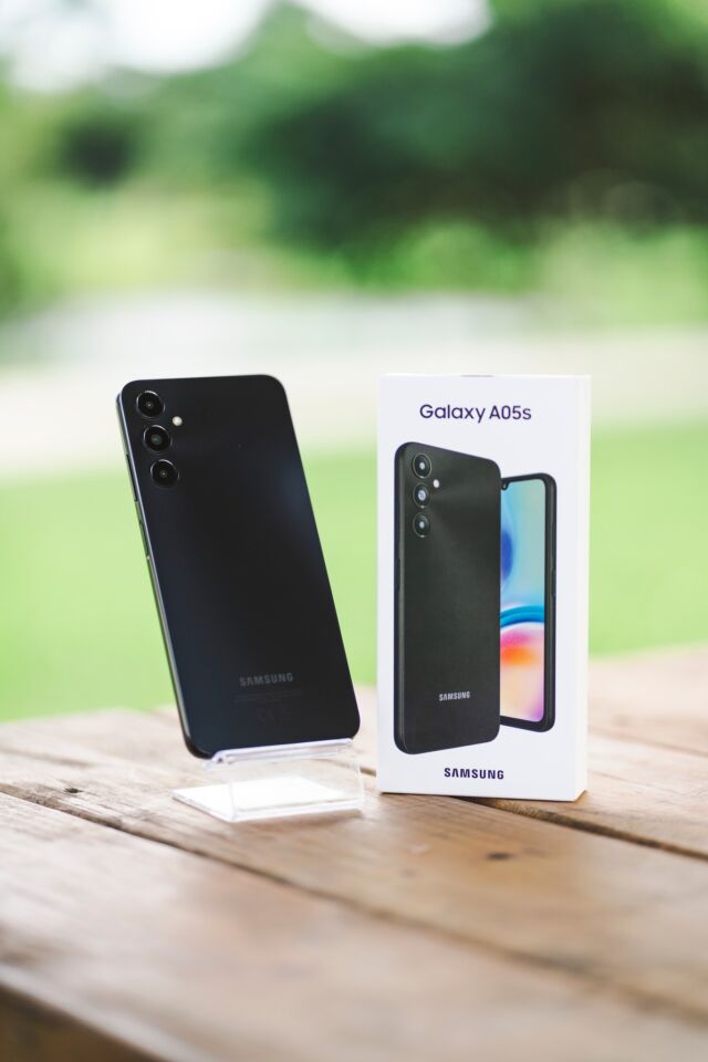 Samsung doesn't disappoint with their phones, and the A05s is no exception!

Running a Snapdragon 680 with a 5000mAh battery, 50MP camera, triple cameras, and more, it's hard to go wrong with this phone.

If you're looking for a midrange phone, this is the one for you 👇

✅4GB RAM
✅64GB storage
✅50MP camera
✅5000mAh battery
✅6.7" PPS LCD

for only $379.00 at Pletts Electronics! Message us today to learn more.